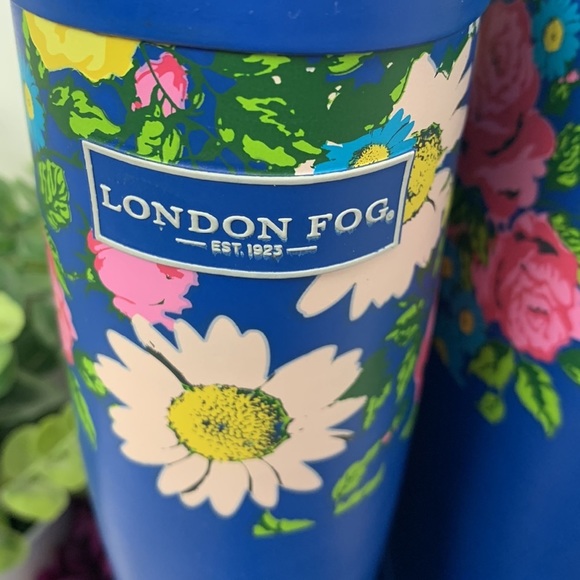 London Fog blue w/floral pattern rubber rain boots, see photos for approx size - Picture 13 of 15
